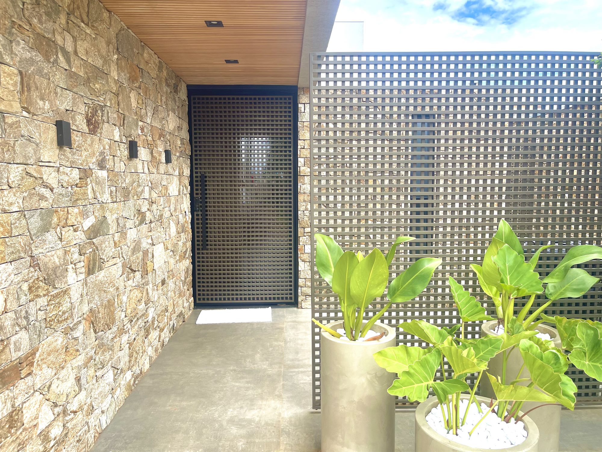 Entrada de residência de alto padrão